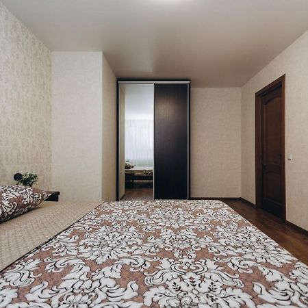 Ferienwohnung Apart-Smart On Kharkovskaya Near Lavina 1 Floor Sumy Exterior foto