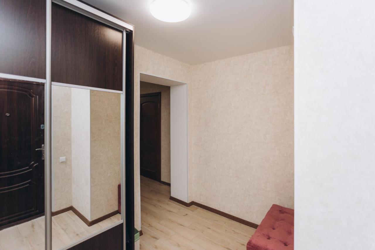 Ferienwohnung Apart-Smart On Kharkovskaya Near Lavina 1 Floor Sumy Exterior foto